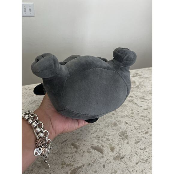 Pokemon Pikachu Tokyo Exclusive 7” Plush - NEW - Pokemon - Picture 9 of 9